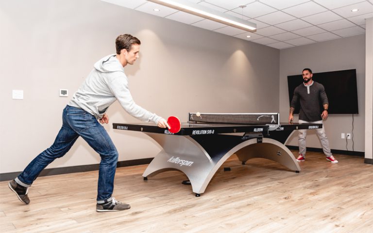 5Star employees playing ping pong